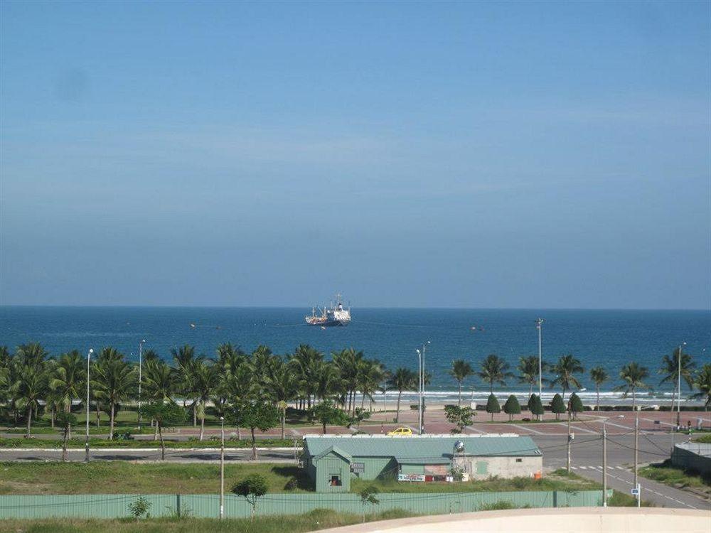 Trung Duong Da Nang Beach Hotel Extérieur photo