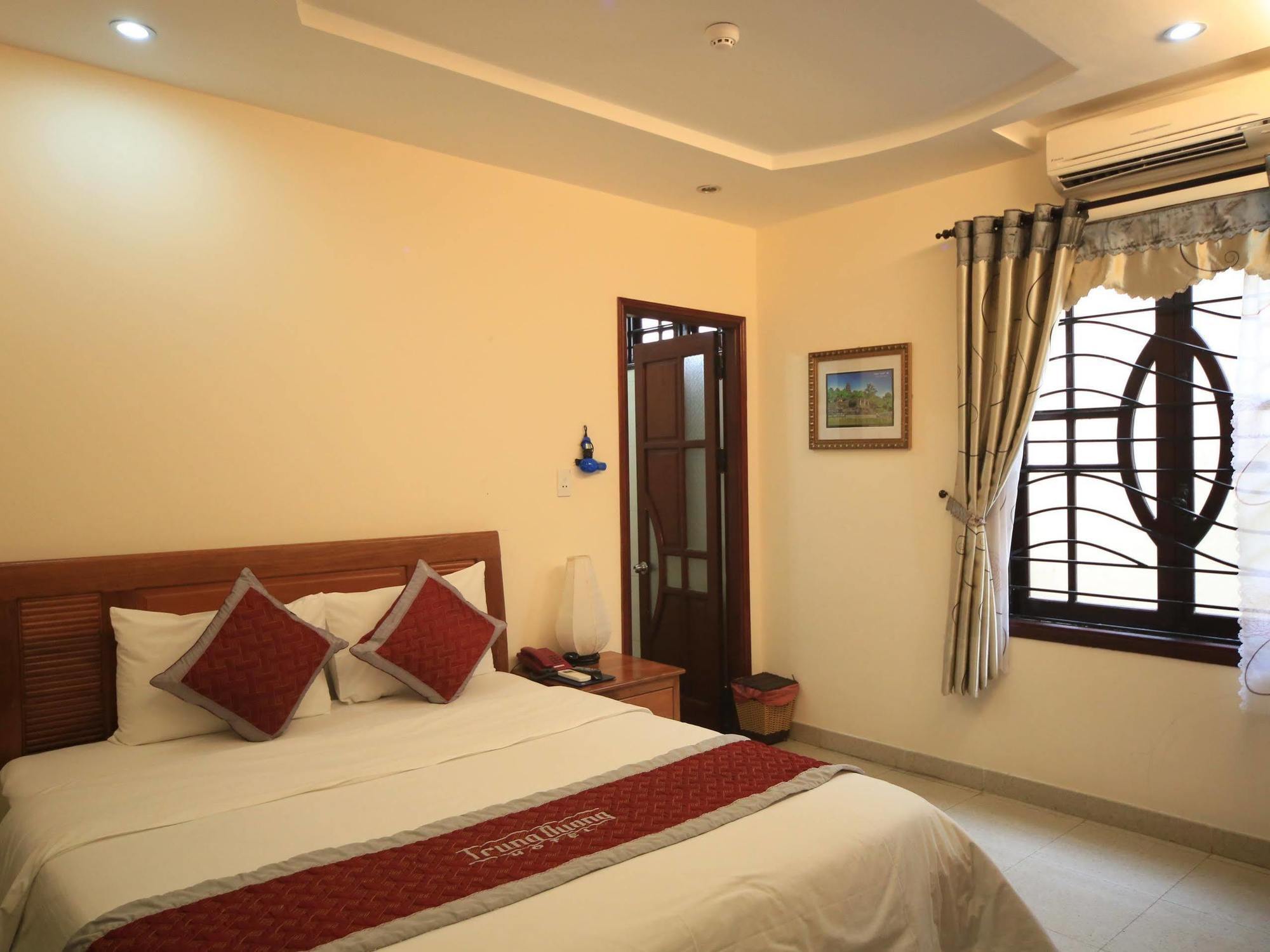 Trung Duong Da Nang Beach Hotel Extérieur photo