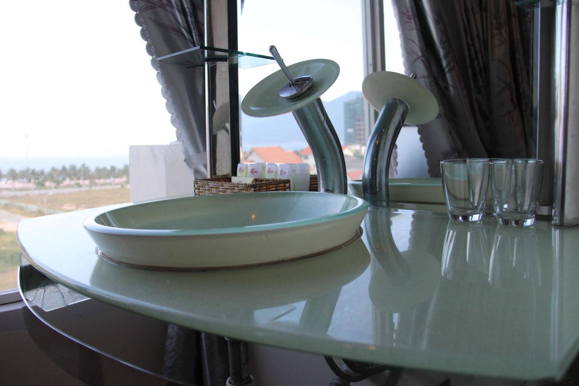Trung Duong Da Nang Beach Hotel Extérieur photo