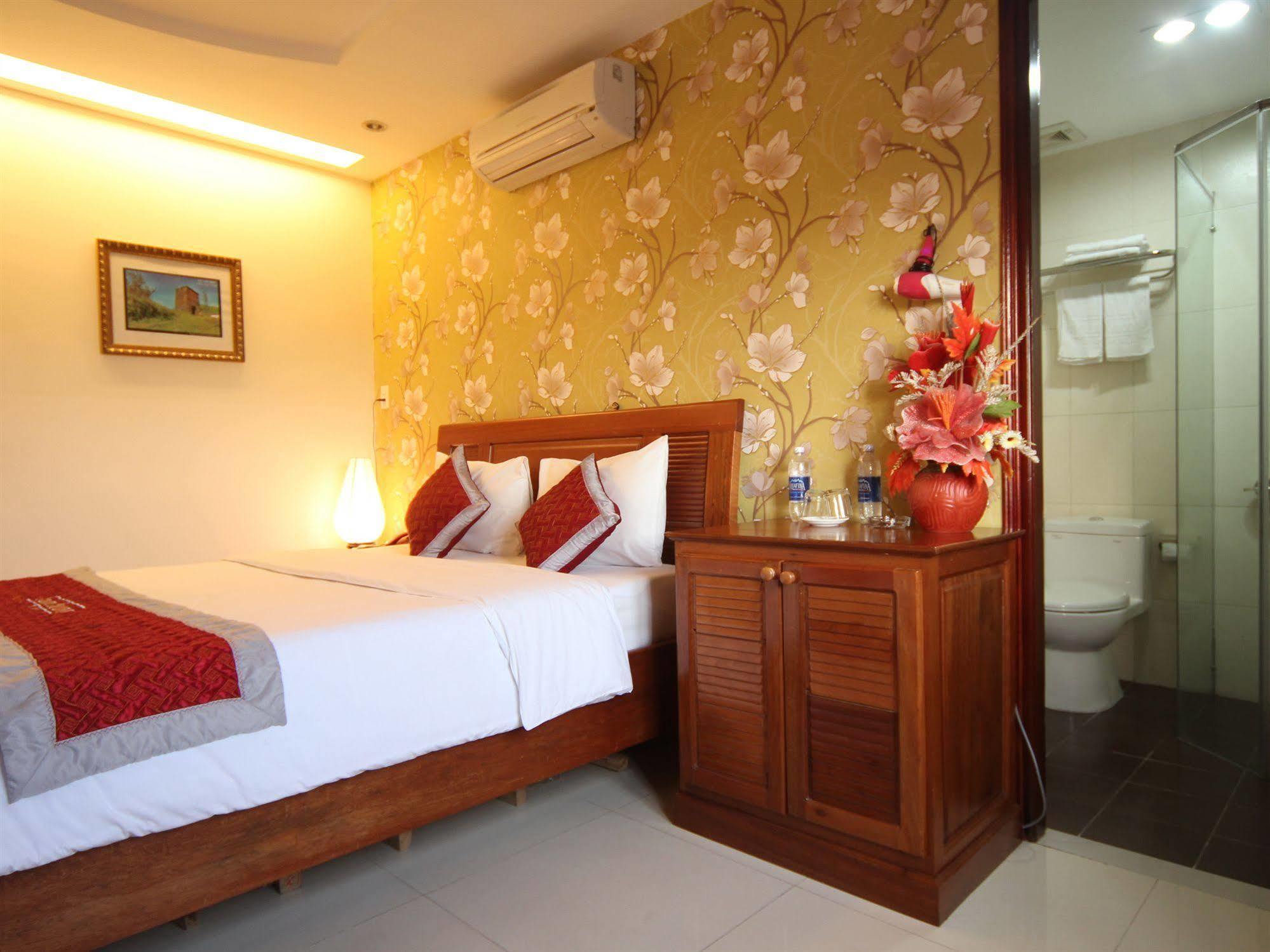 Trung Duong Da Nang Beach Hotel Extérieur photo