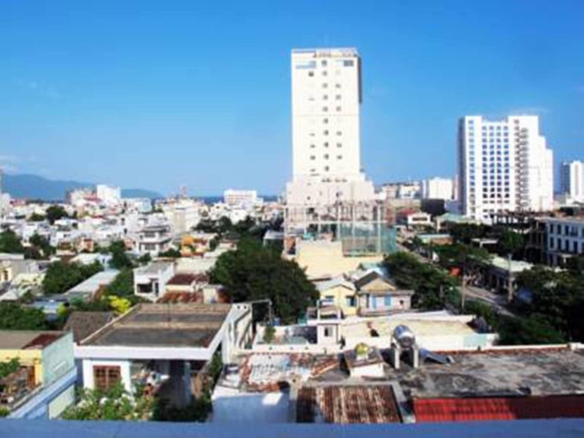 Trung Duong Da Nang Beach Hotel Extérieur photo
