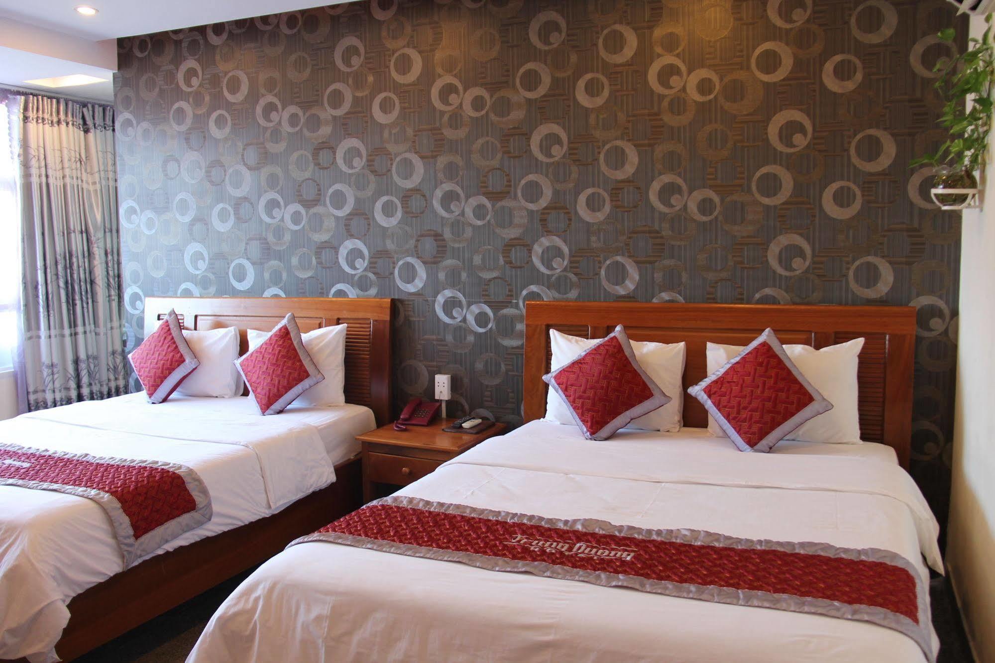 Trung Duong Da Nang Beach Hotel Extérieur photo